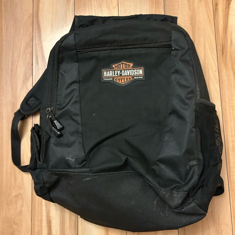 Harley-Davidson Black and Orange Men's Backpack - - Picture 1 of 4